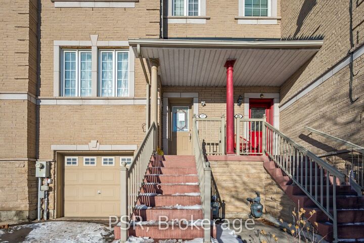 Property Photo: 17 Andrika Court ON L4Z 4E9