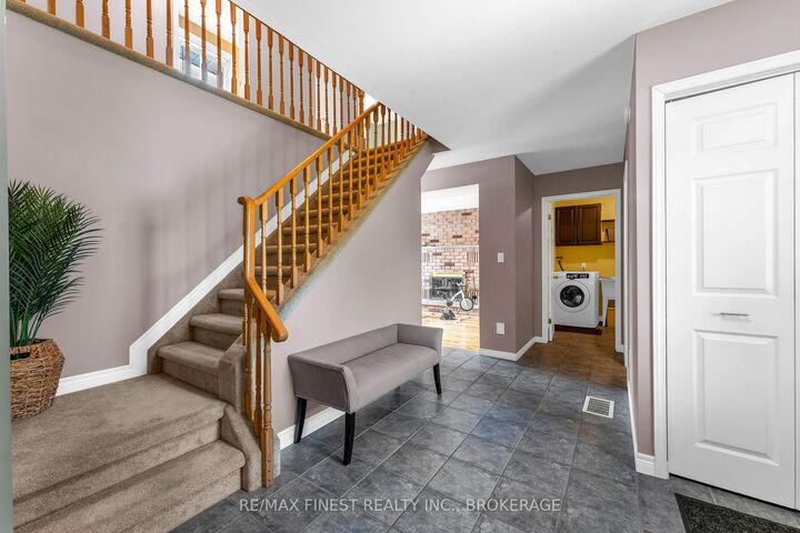 Property Photo:  943 Newhall Drive  ON K7P 2C7 