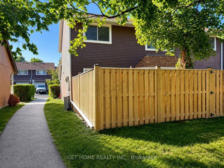 Property Photo: 2185 Fairchild Boulevard #23 ON L7P 3P6