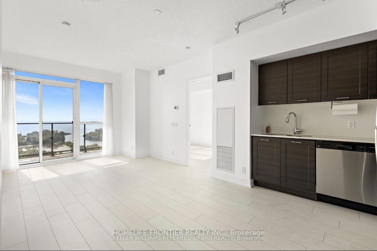 Property Photo: 2200 Lakeshore Boulevard W 3610 ON M8V 1A4