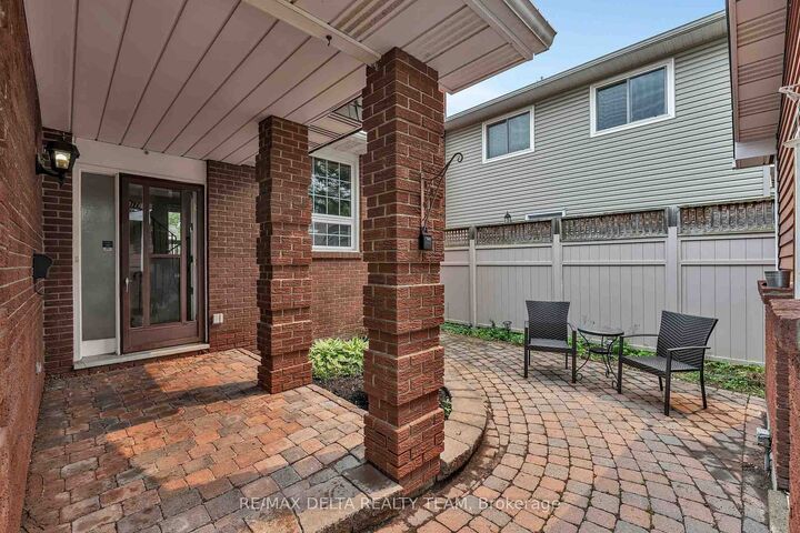 Property Photo:  6340 Fortune Drive  ON K1C 1Z6 