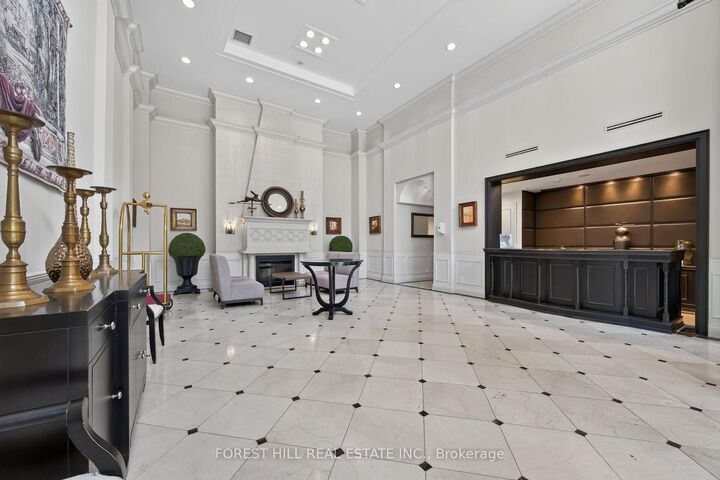 Property Photo: 350 Red Maple Road 407 ON L4C 0T5