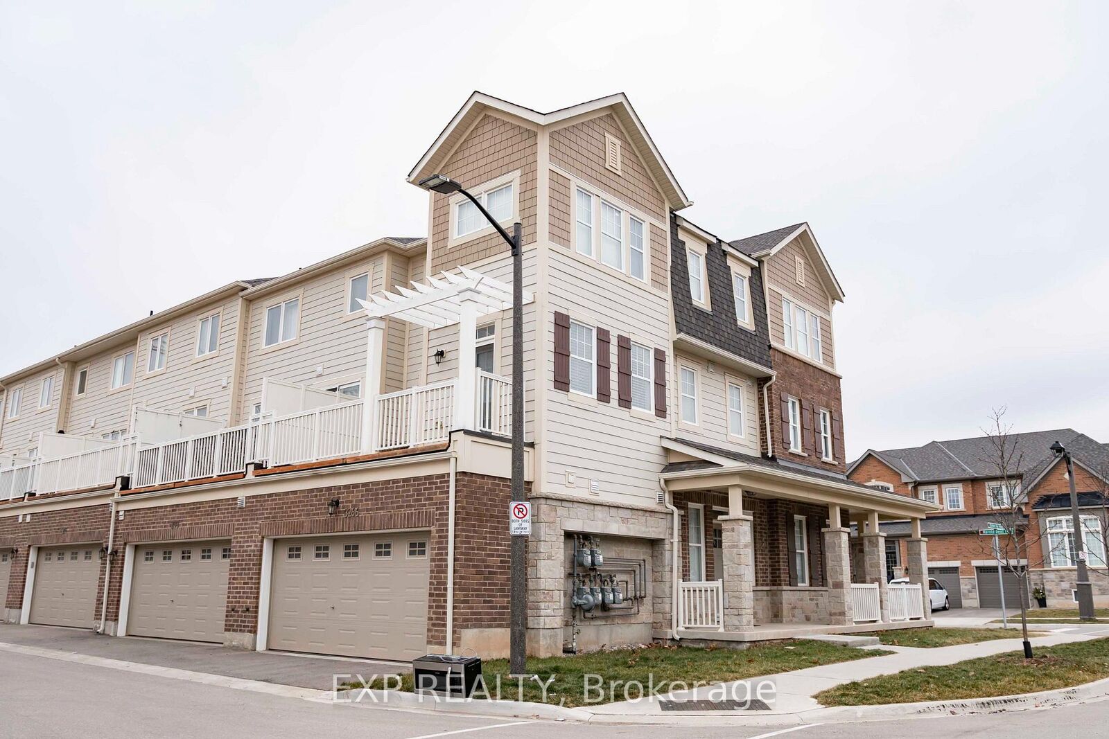 Property Photo:  3266 Charles Fay Passage  ON L5M 7B5 
