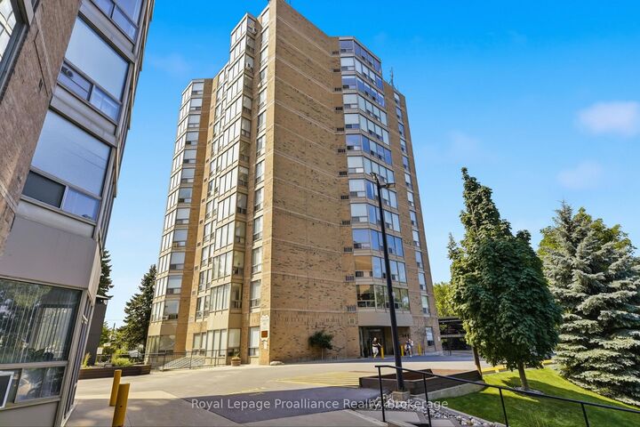 344 Front Street 401 — photo 1
