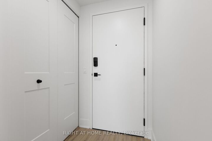 Property Photo: 377 Winona Avenue 502 ON K1Z 5H8