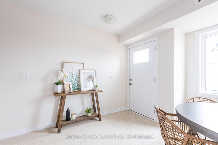 Property Photo: 48 Maple Avenue 206 ON K0L 2V0