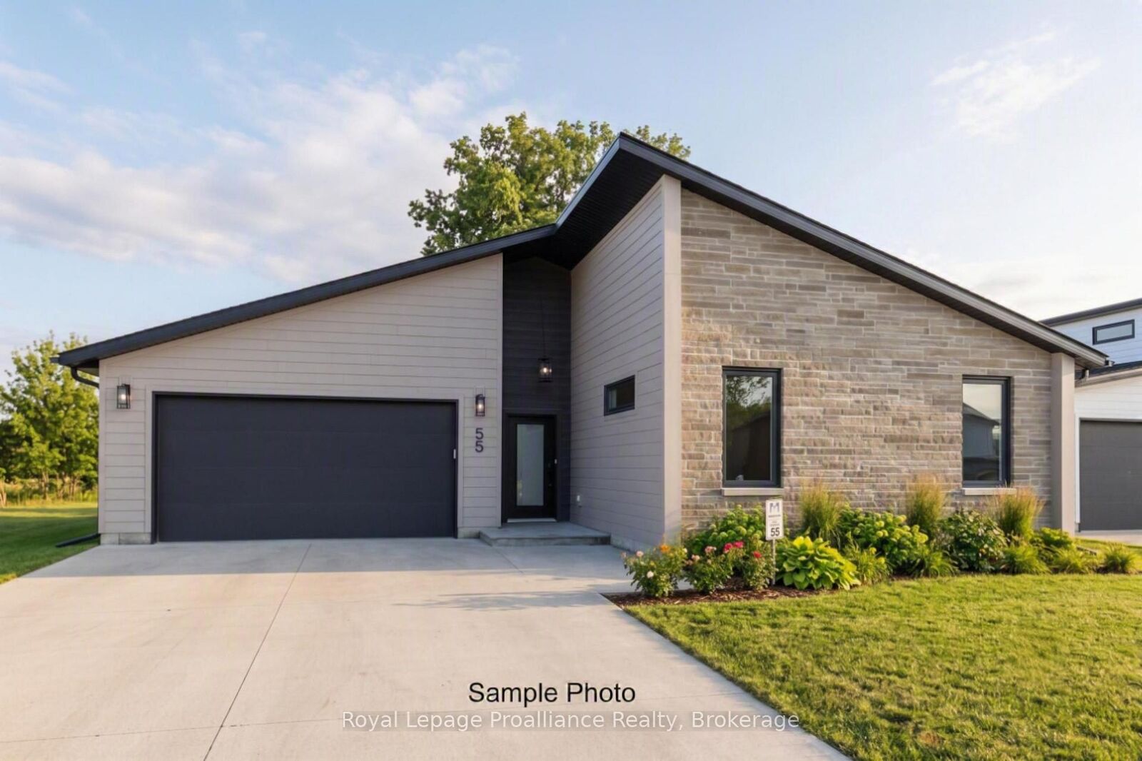Property Photo:  36 Fraser Drive  ON K0K 1E0 