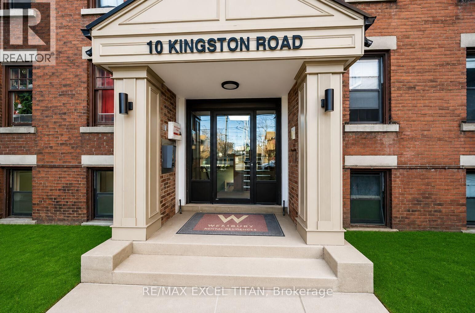 Property Photo: 10 Kingston Road 81 ON M4L 2S4