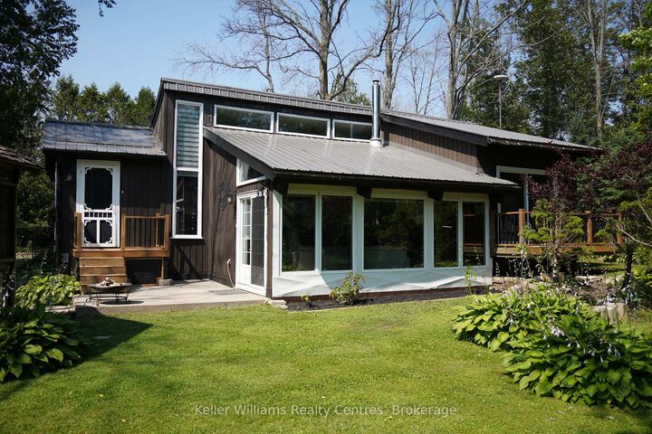 Property Photo: 3 Cardinal Avenue ON N0H 2T0