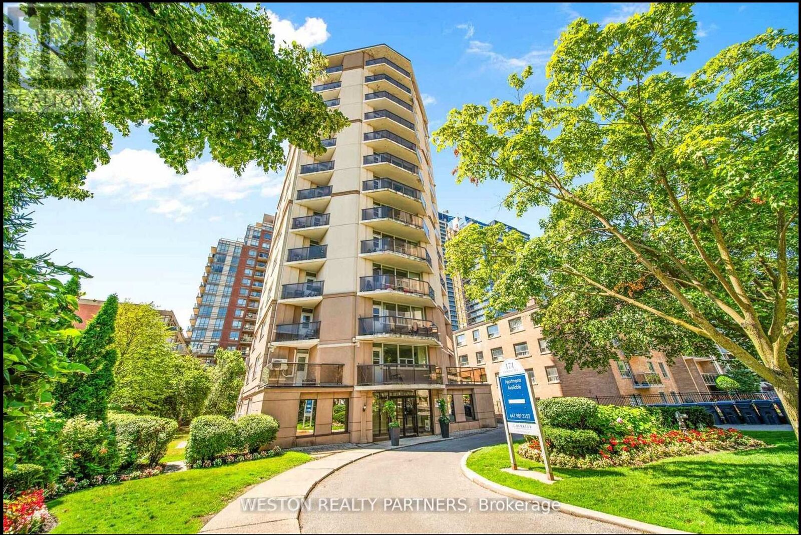 Property Photo: 171 Erskine Avenue 1202 ON M4P 2L6