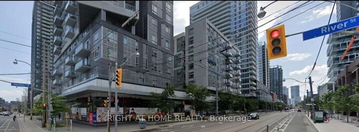 Property Photo:  5 Defries Street 3301  ON M5A 0W7 