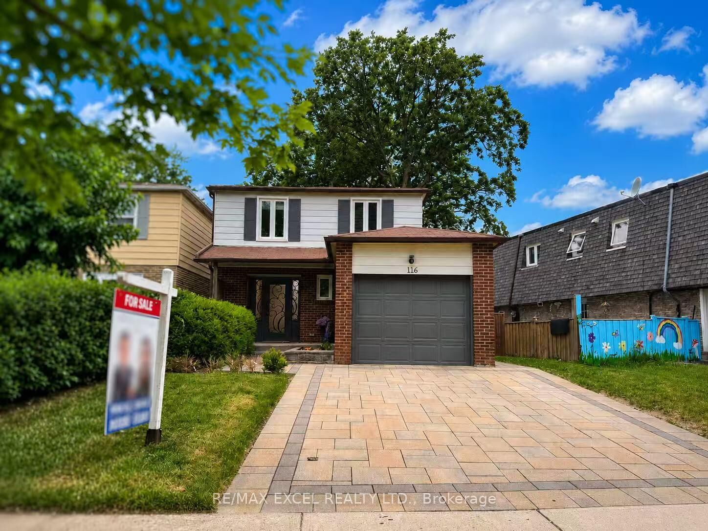 Property Photo: 116 Glen Springs Drive ON M1W 1X8