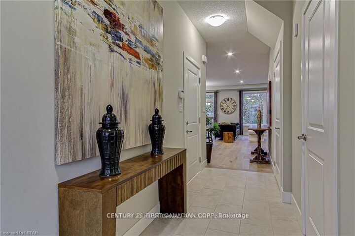 Property Photo: 177 Edgevalley Road ON N5V 0C5