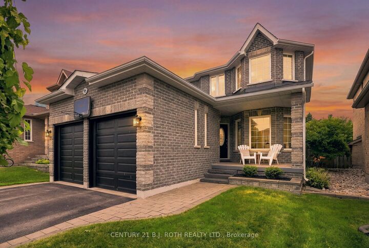 Property Photo:  96 Penvill Trail  ON L4N 5S3 