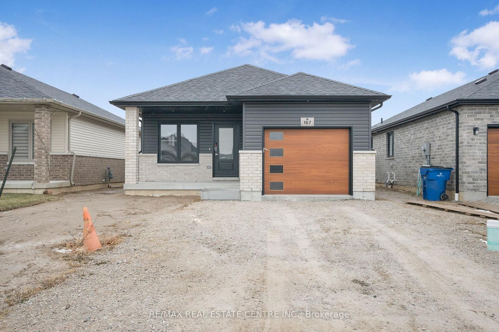 Property Photo: 167 Ironwood Trail ON N7M 0T3