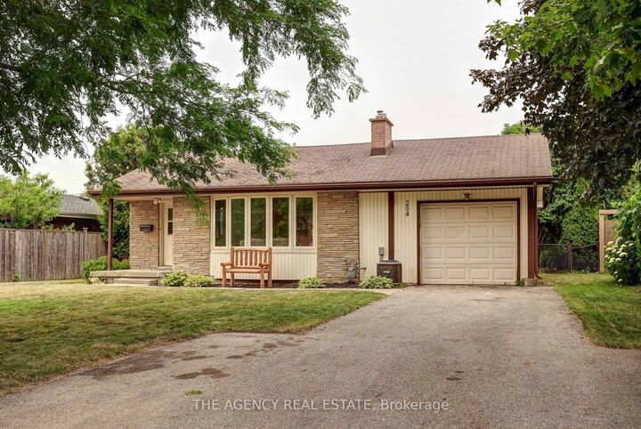 Property Photo:  254 King Edward Avenue  ON N5Z 3T7 