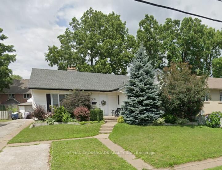 Property Photo: 6039 Althea Street Upper ON L2E 5G4