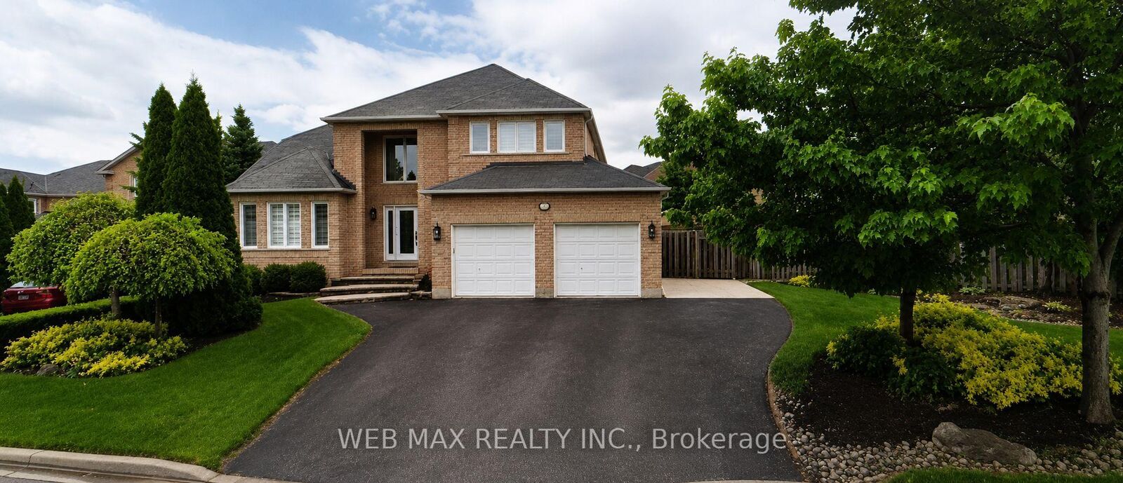 Property Photo:  22 Ashbury Crescent  ON L7E 1X6 
