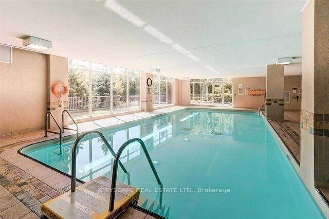 Property Photo: 156 Enfield Place #1606 ON L5B 4L8