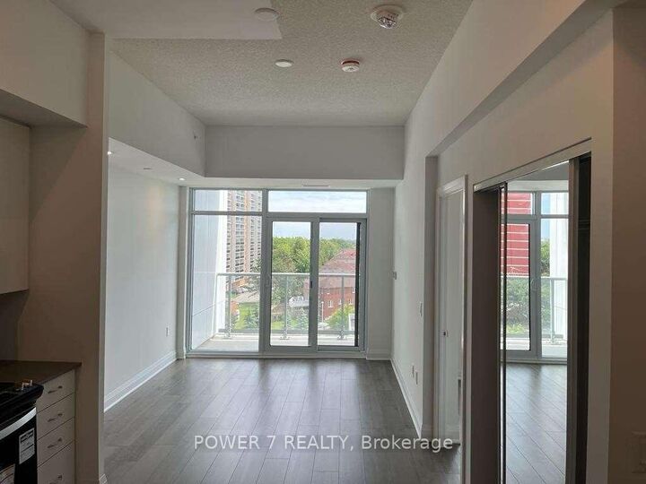 Property Photo: 3220 Sheppard Avenue N 611 ON M1T 3K3