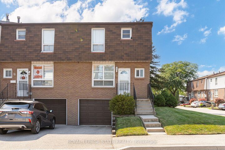 Property Photo: 1301 Upper Gage Avenue 34 ON L8W 1E5
