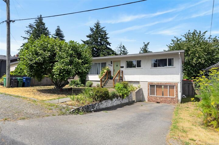 650 Hunter St — photo 1