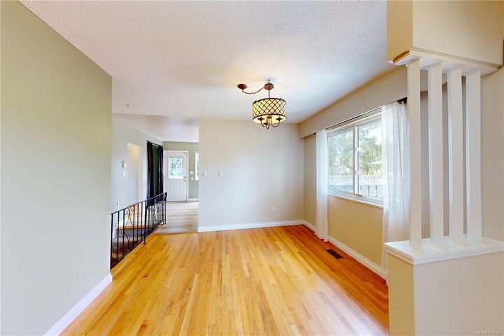 Property Photo: 1710 Sprucewood Pl BC V8N 1H3