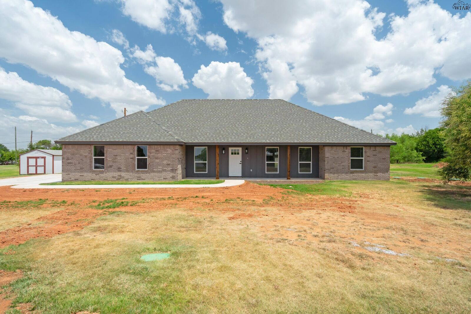 Property Photo: 43 Edgewater Drive TX 76308