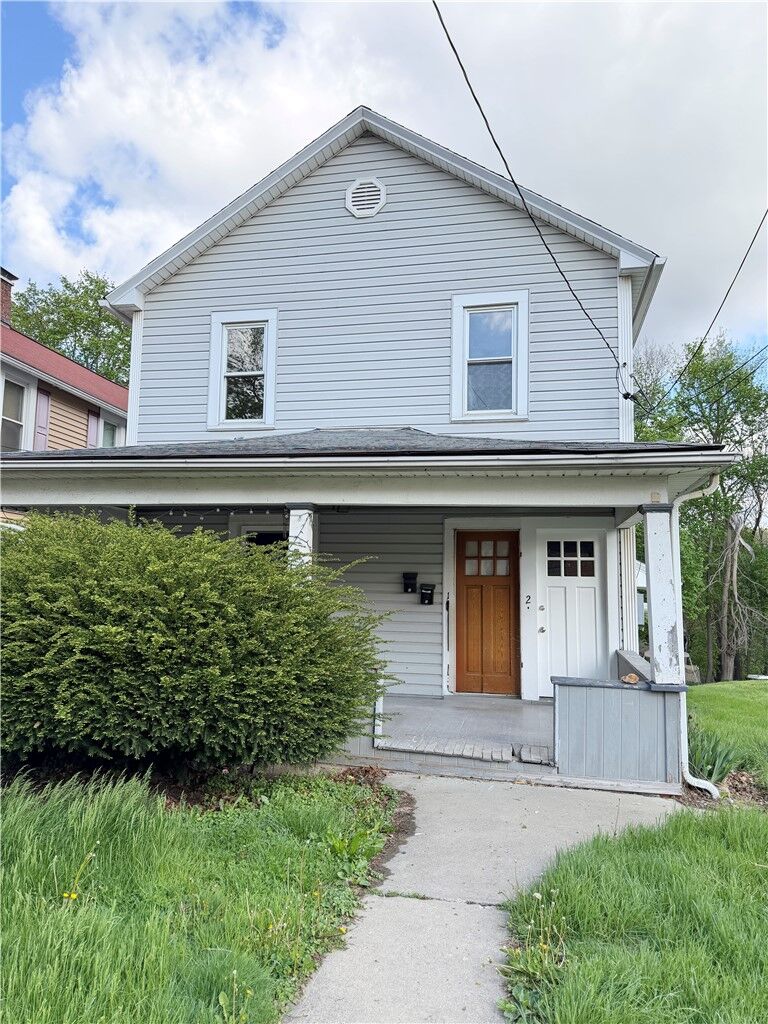 Property Photo: 422 Glen Ave 1 PA 16117