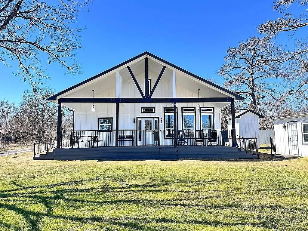 Property Photo: