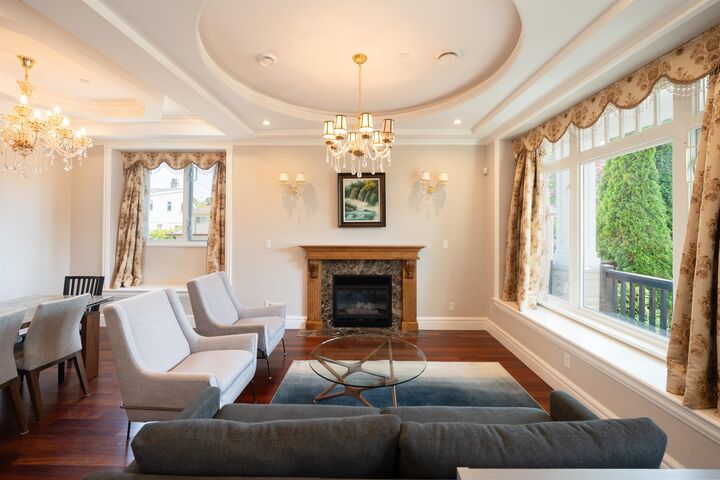 Property Photo: 2715 W 20th Avenue BC V6L 1H1