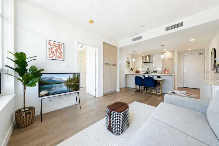 Property Photo:  4963 Cambie Street 304  BC V5Z 0H5 