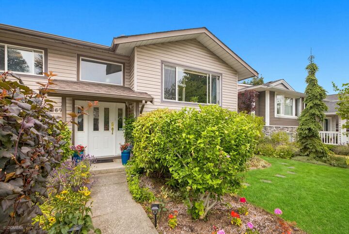 Property Photo: 15467 Poplar Drive BC V4A 5J7
