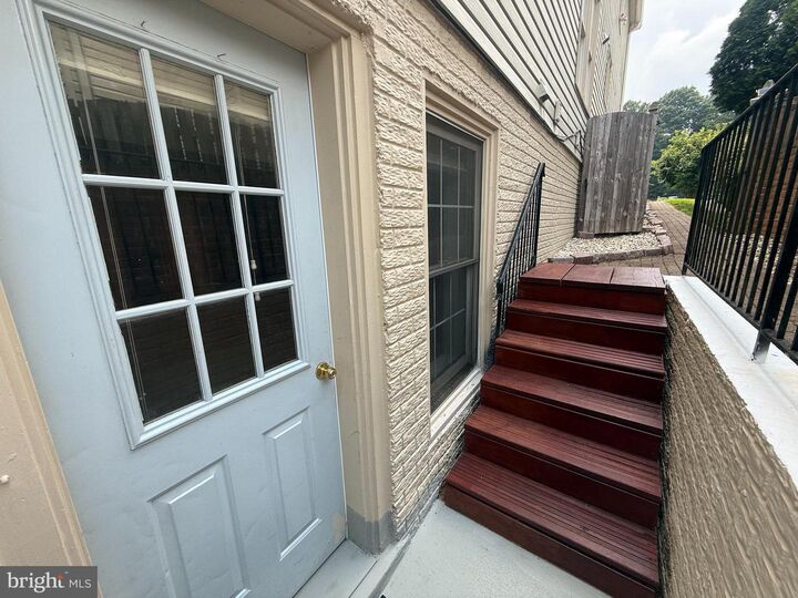 Property Photo: 2218 Central Avenue Basement VA 22182