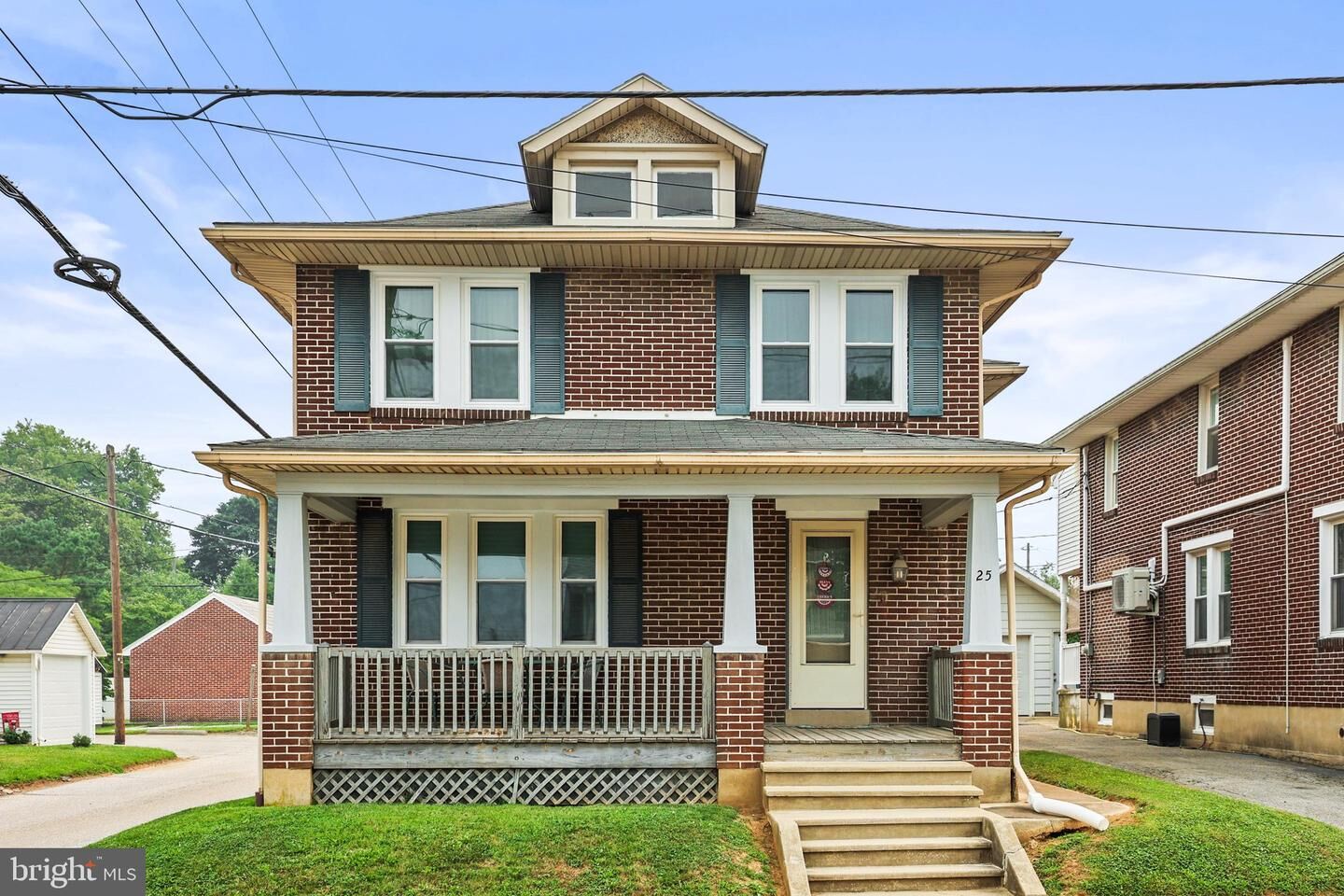 Property Photo: 25 S Clinton Street PA 17404