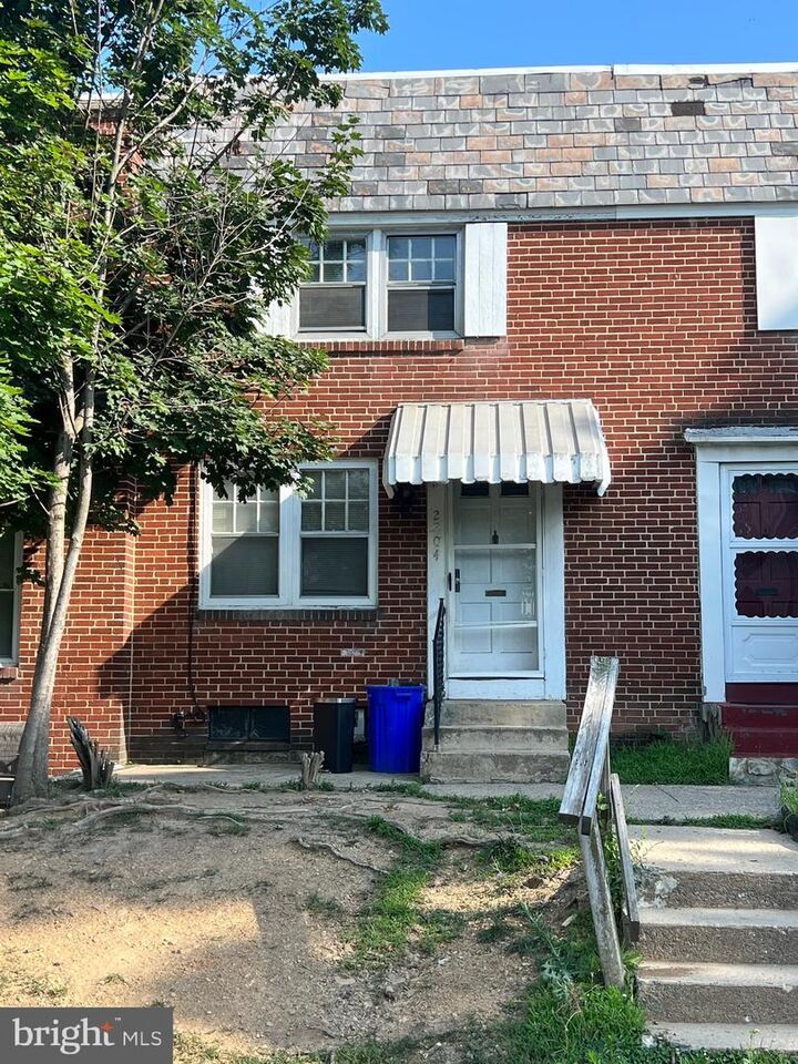Property Photo:  2204 Berryhill Street  PA 17104 