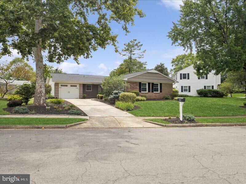 Property Photo:  4133 Point Hollow Lane  VA 22033 