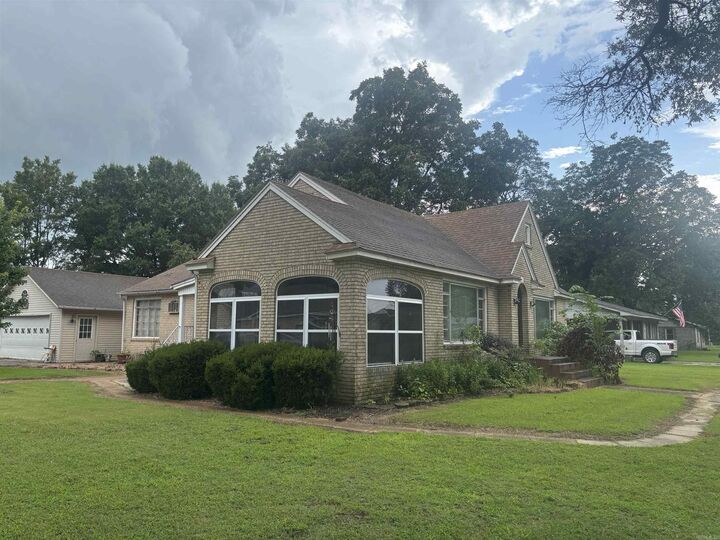 Property Photo: 201 Hughey Street AR 72471