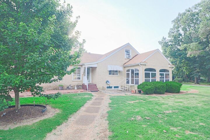 Property Photo: 201 Hughey Street AR 72471