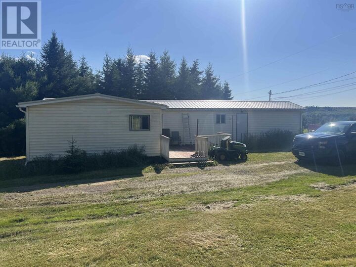 Property Photo:  1813 Highway 2  NS B0N 1C0 