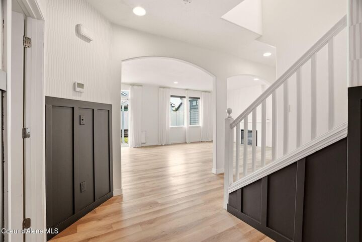 Property Photo: 1726 N Caufield Ct WA 99016