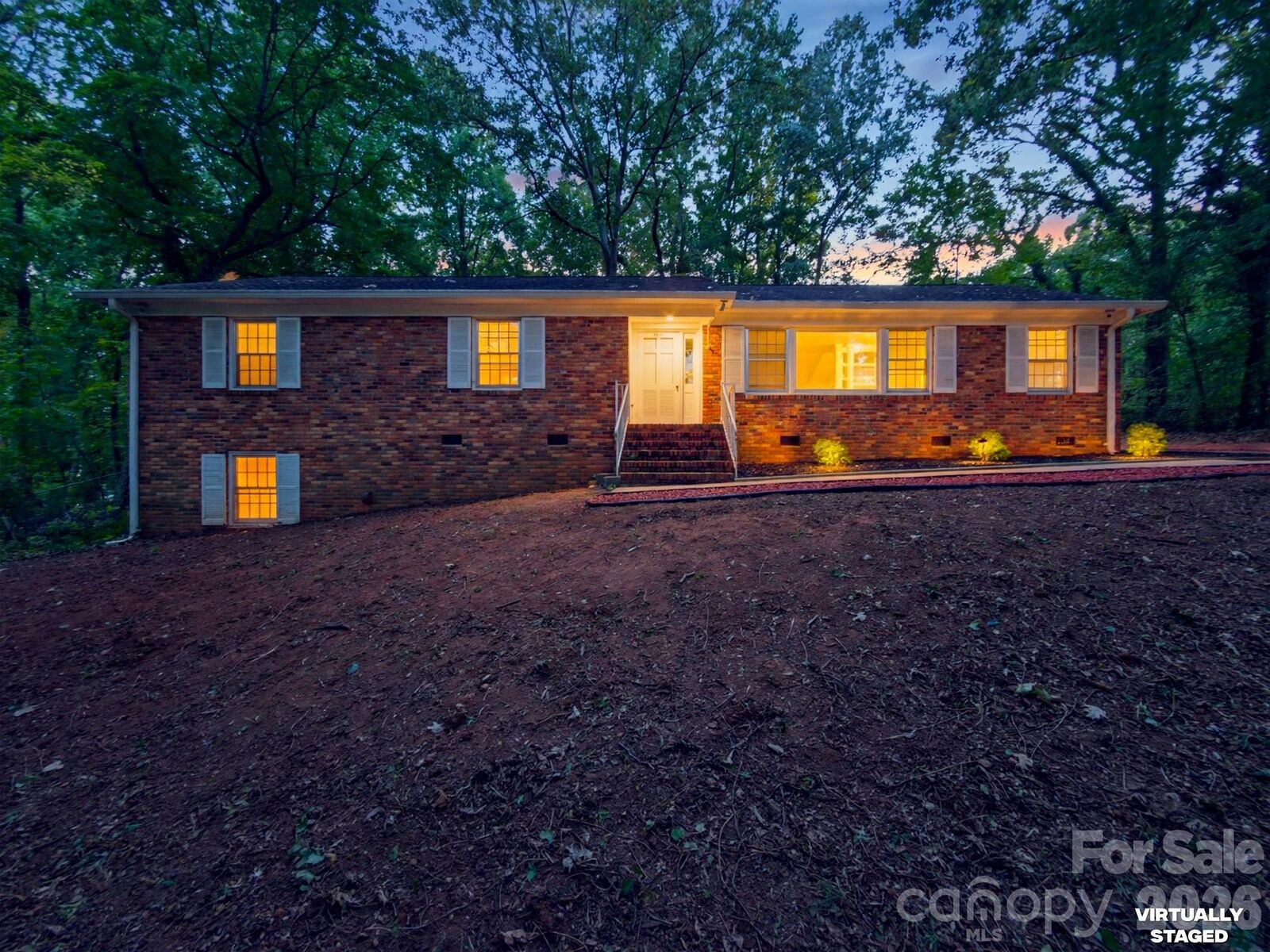 Property Photo: 7515 Shady Lane NC 28215