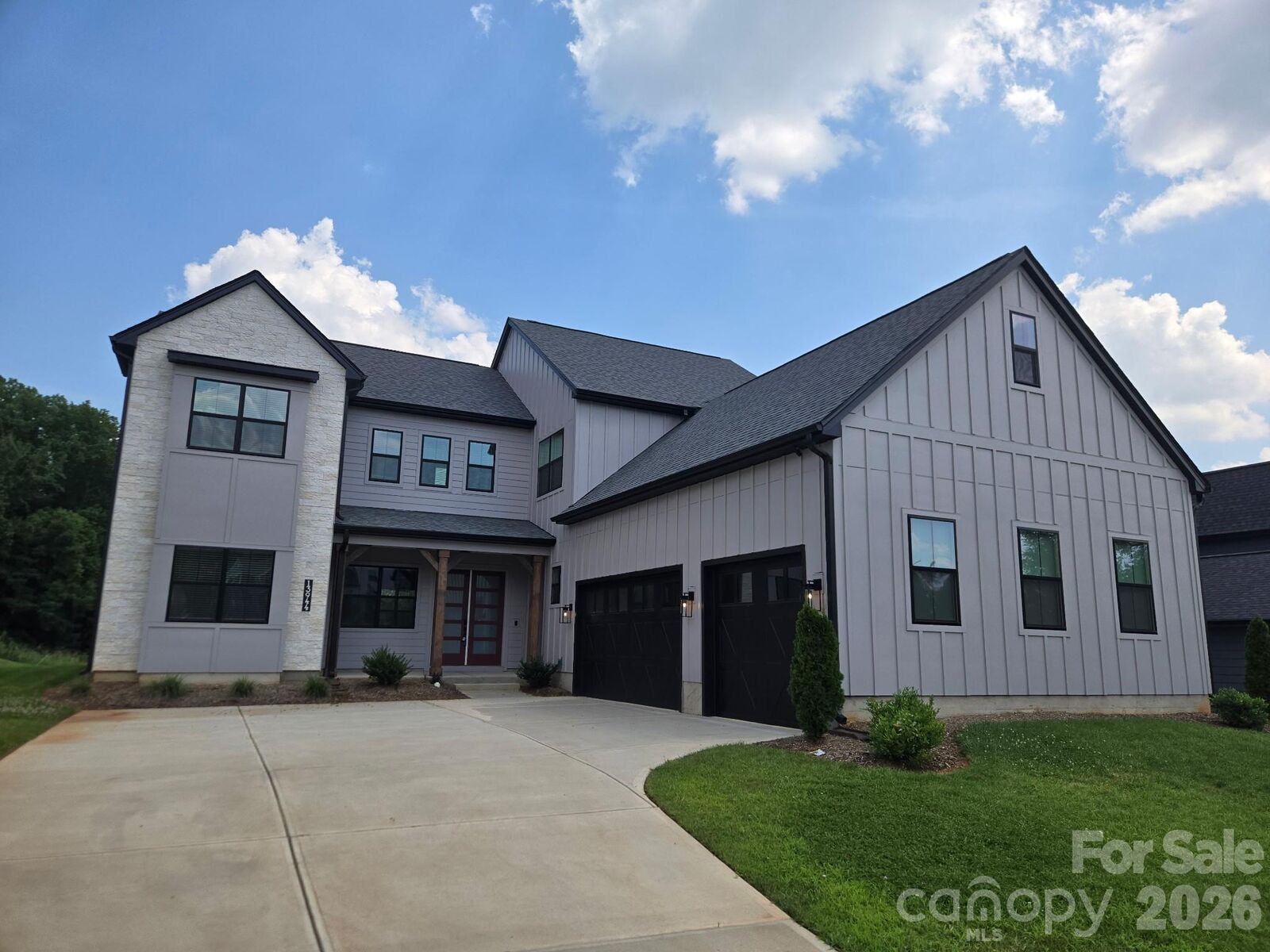 Property Photo: 13944 Roosevelt Drive 46 NC 28278