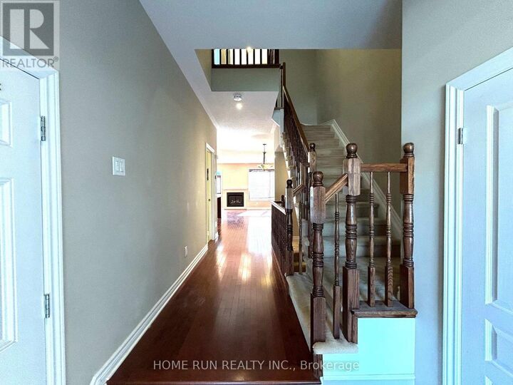 Property Photo: 862 Fletcher Circle ON K2T 0B9