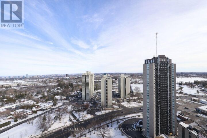Property Photo: 900 Dynes Road North 2505 ON K2C 3L6