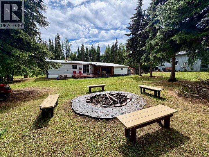 4004 Williams Crescent — photo 1