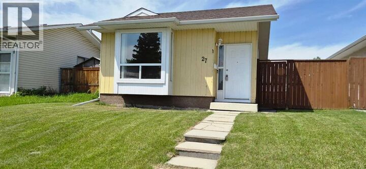 Property Photo: 27 Aberdare Crescent Northeast AB T2A 6T5