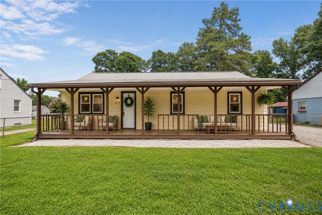 Property Photo:  16105 Pauline Ave  VA 23831 