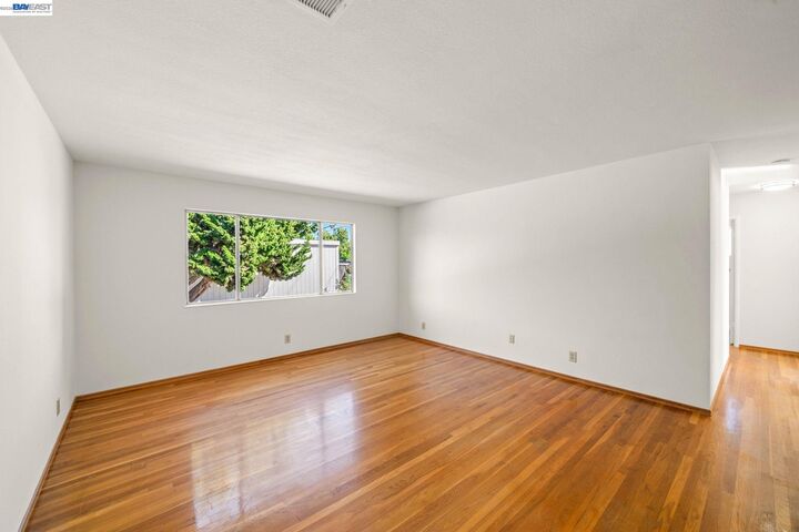 Property Photo:  5086 Brett Ct  CA 94538 