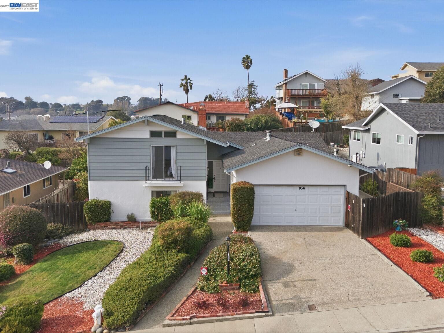 Property Photo: 836 Hawthorne Dr CA 94572
